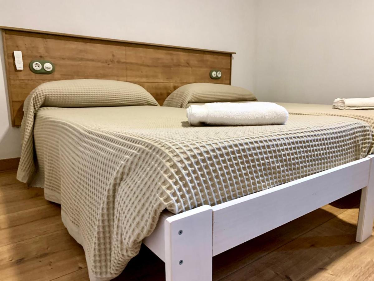 Can Rucall Piscina Compartida Vilamacolum Exteriör bild